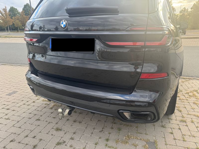car BMW X7 id218756 photo #5