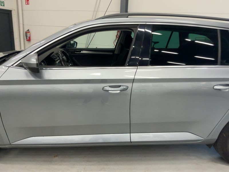 car Skoda Superb id222293 photo #8