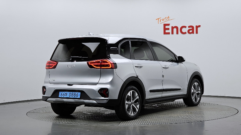 car KIA Niro id223221 photo #2