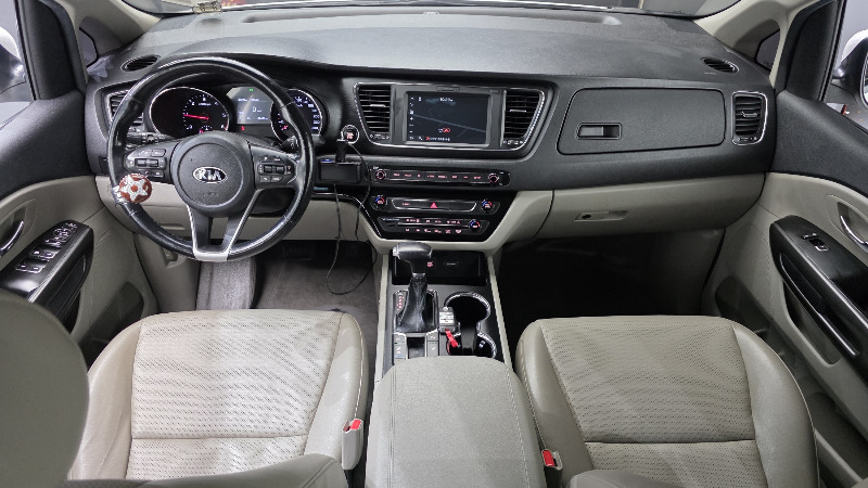 car KIA Carnival id223845 photo #7