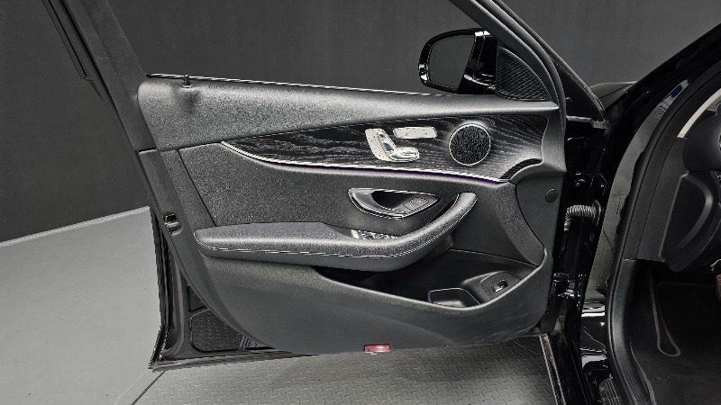 car Mercedes E-Class id226310 photo #24