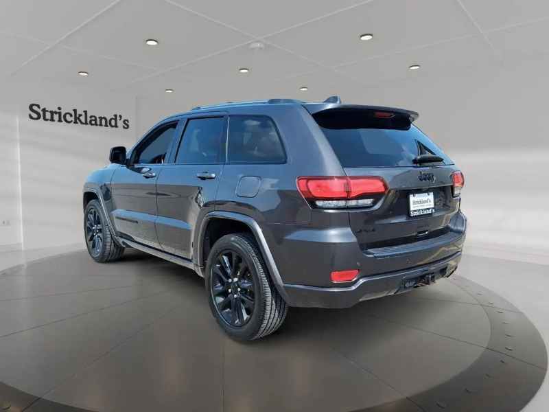 car Jeep Grand Cherokee id226696 photo #3
