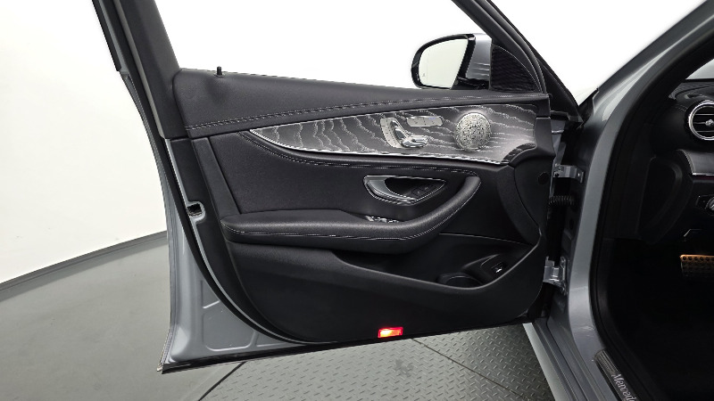 car Mercedes E-Class id226868 photo #24