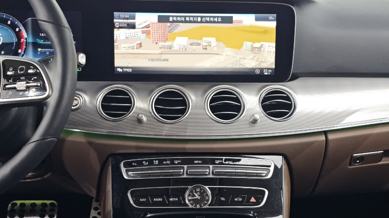 car Mercedes E-Class id227219 photo #14