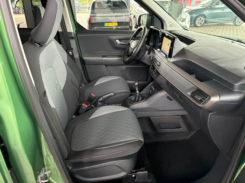 car Ford Tourneo Custom L1H1 id228806 photo #12