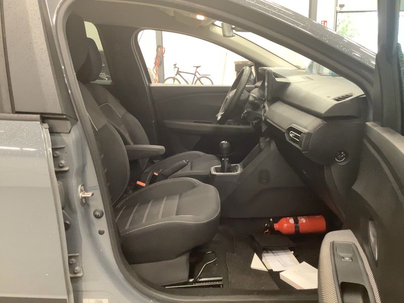 car Dacia Jogger id230447 photo #16