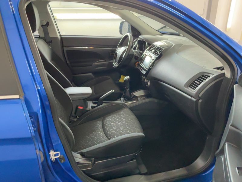 car Mitsubishi ASX id231287 photo #17
