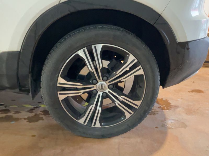 car Volvo XC40 id231918 photo #9