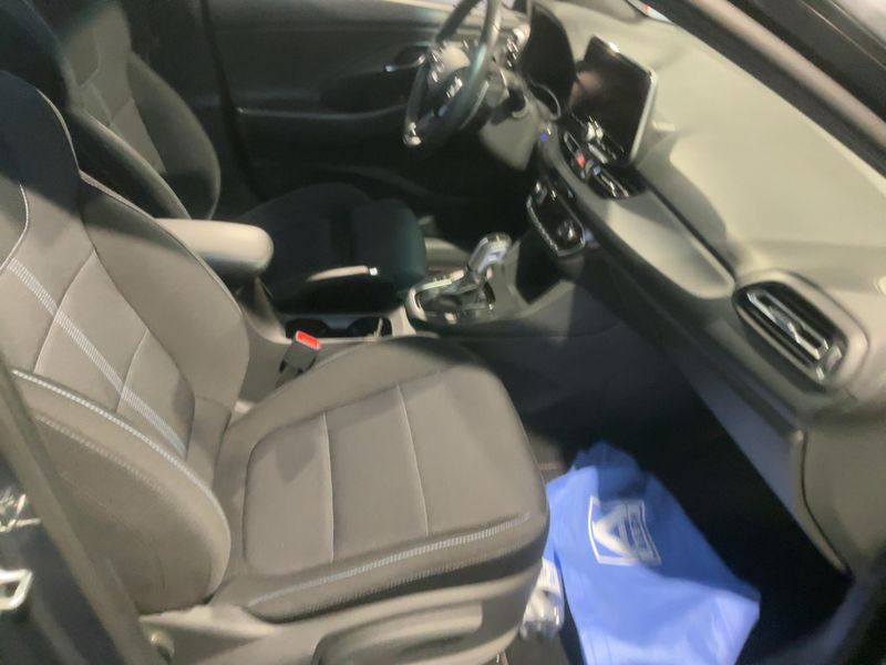 car Hyundai i30 id234183 photo #16