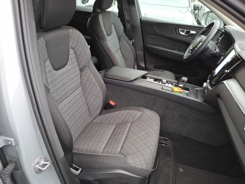 car Volvo XC60 id234361 photo #10