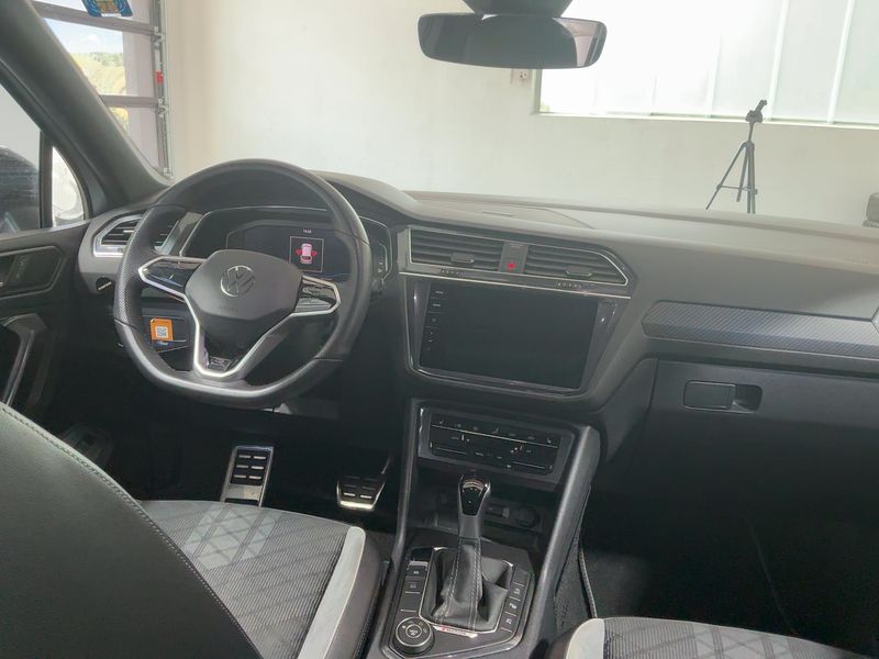car Volkswagen Tiguan id234705 photo #18