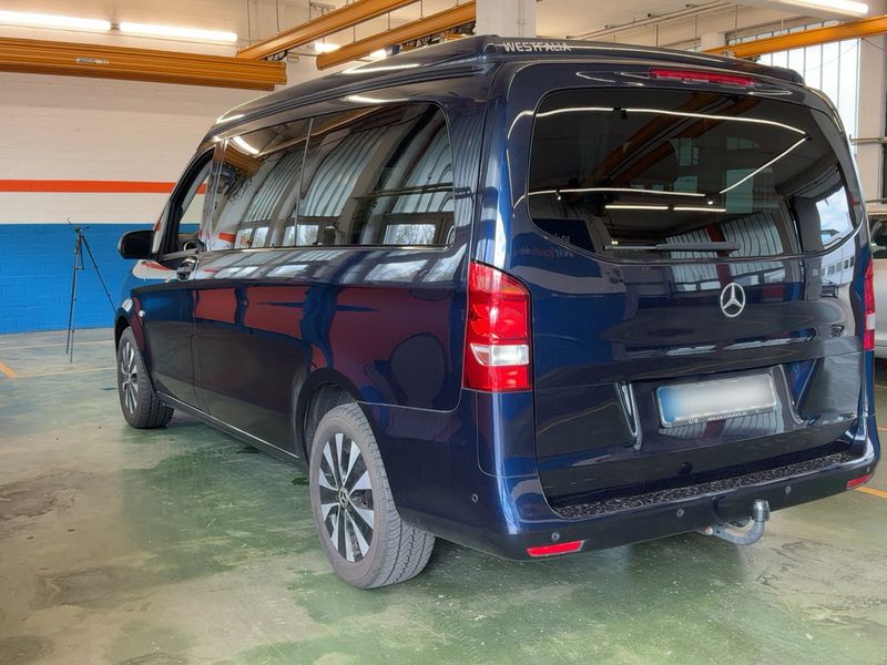 car Mercedes V-Class id235165 photo #2