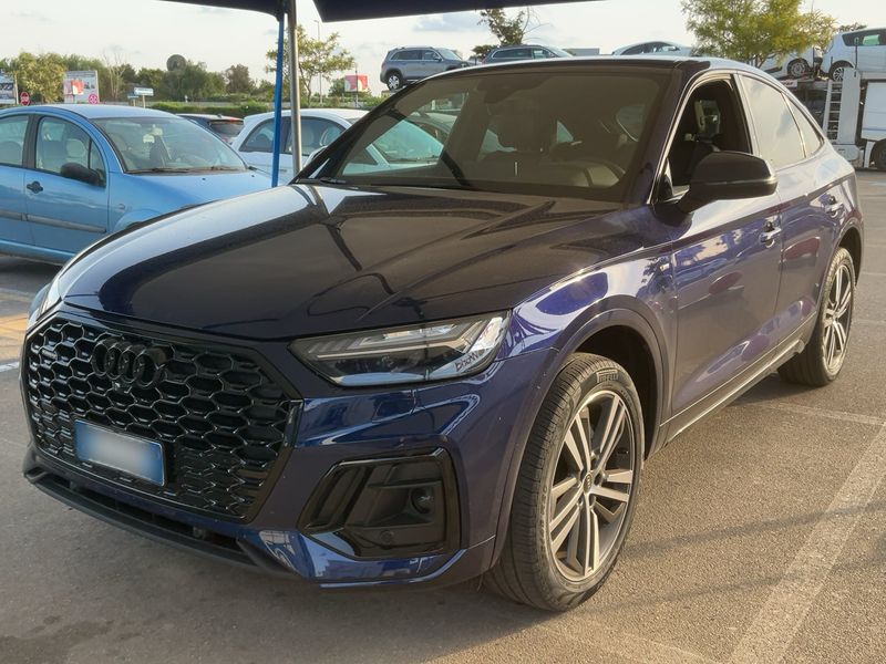 car Audi Q5 id236006 main photo