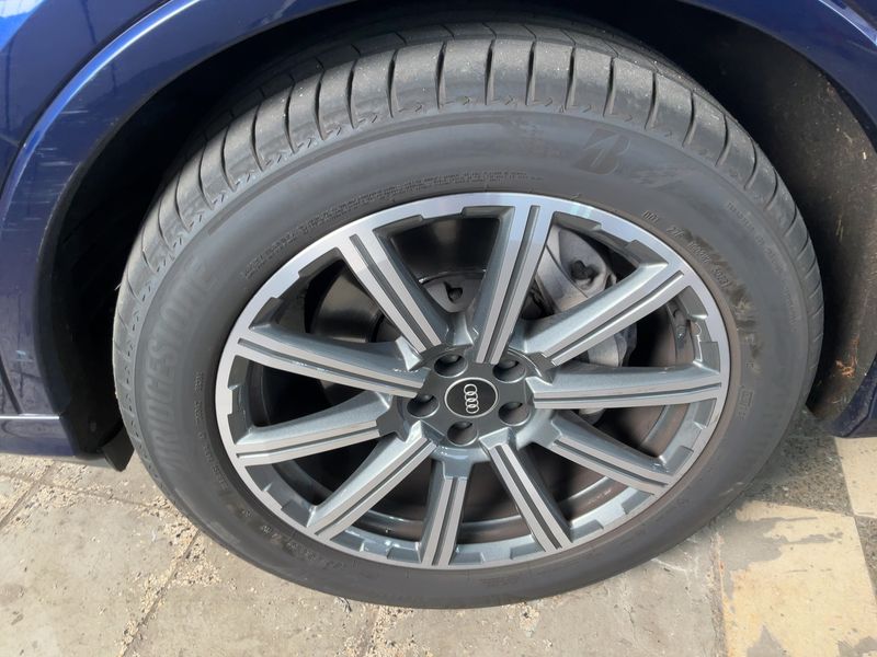car Audi Q7 id236025 photo #7
