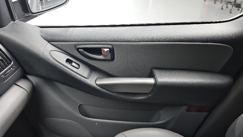 car Hyundai Grand Starex id236616 photo #25
