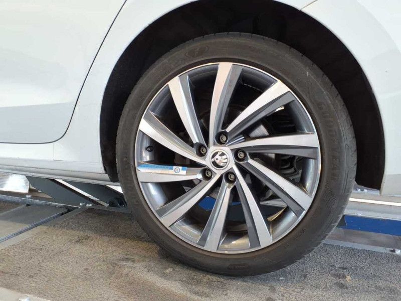 car Skoda Octavia id237760 photo #18