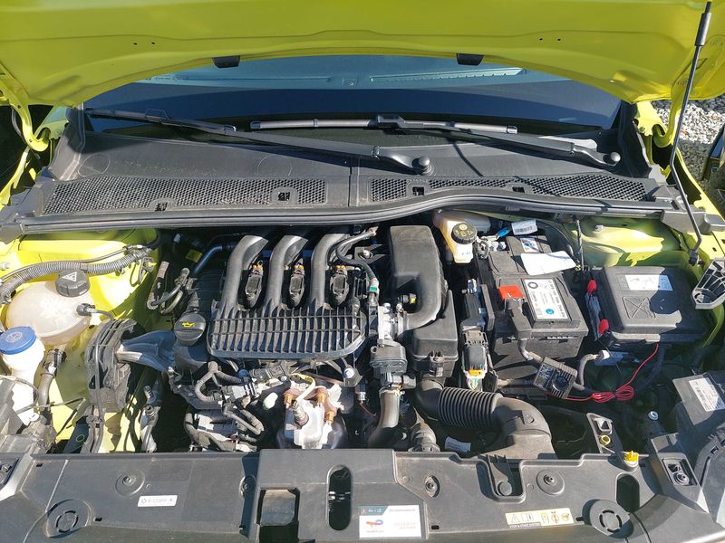 car Peugeot 208 id238880 photo #8