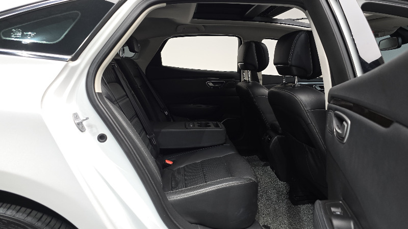 car Renault Samsung SM6 id239115 photo #12