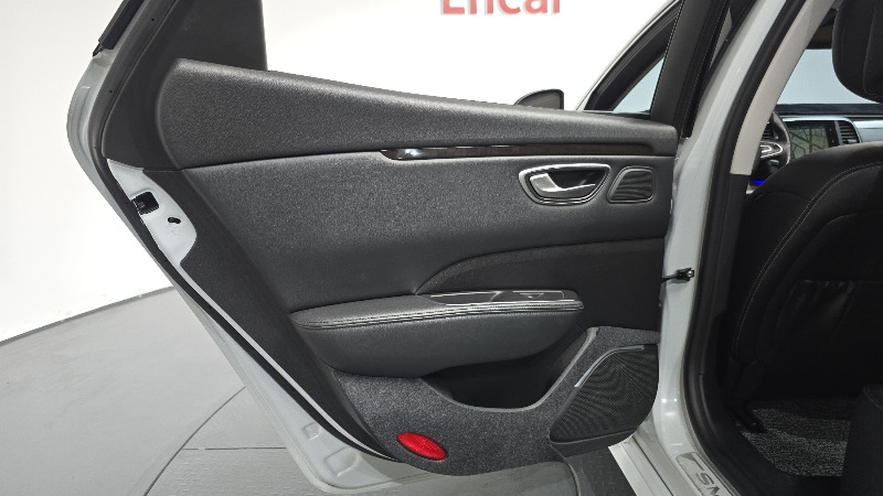 car Renault Samsung SM6 id239115 photo #25