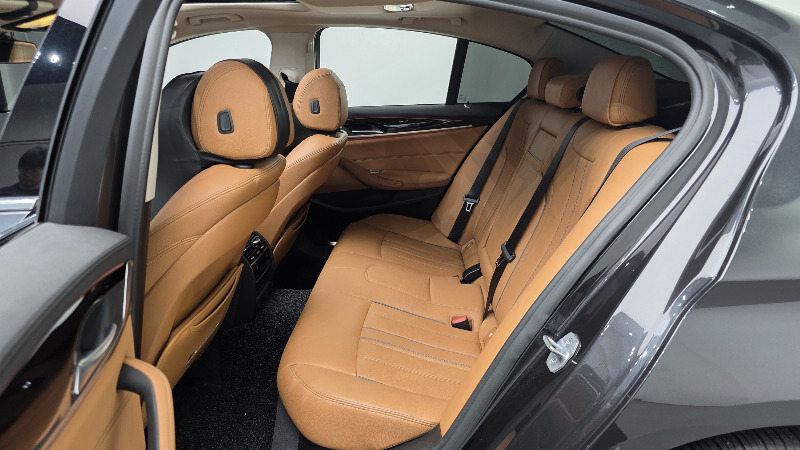 car BMW 5 Series id239142 photo #12