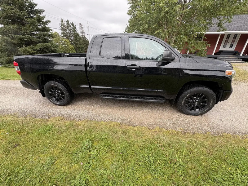 car Toyota Tundra id239812 photo #7