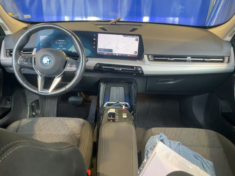 car BMW iX id240057 photo #17