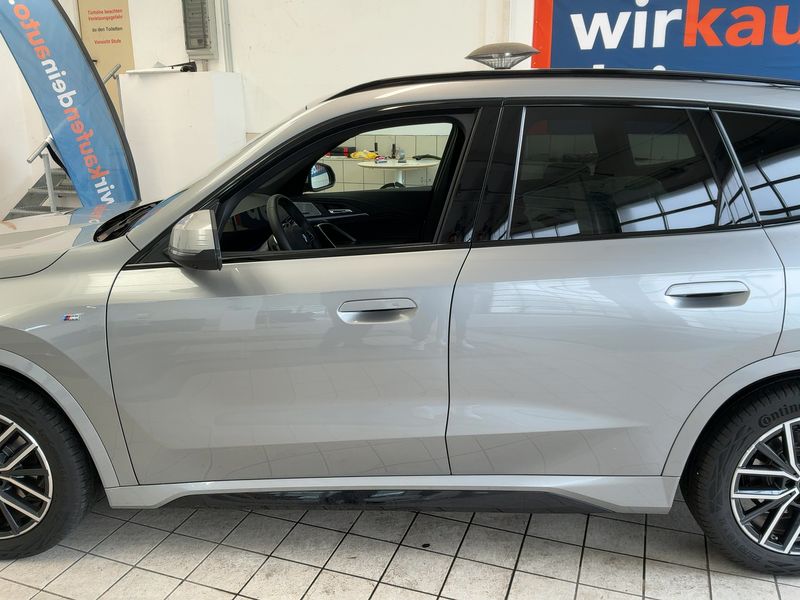 car BMW X1 id240122 photo #8