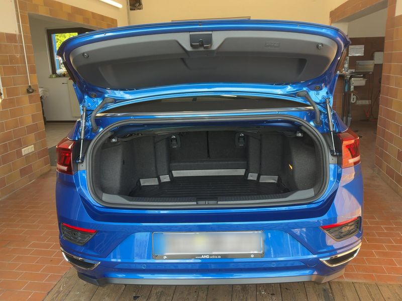 car Volkswagen T-Roc id240549 photo #15