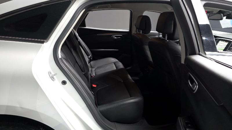 car Renault Samsung SM6 id240963 photo #12