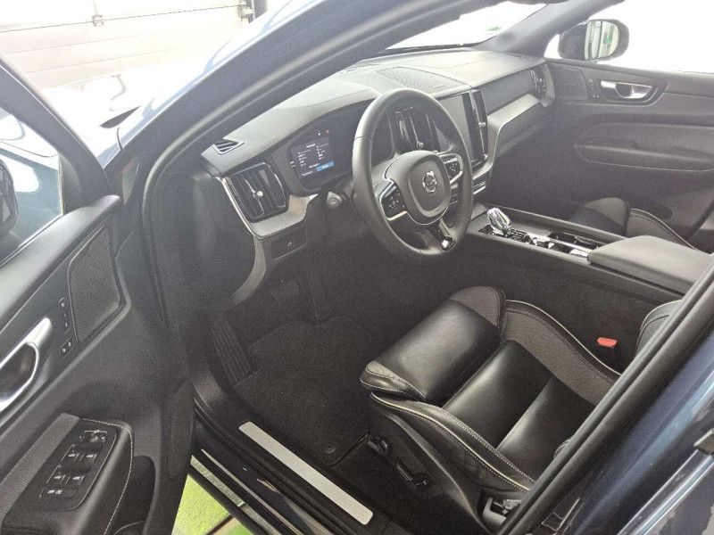 car Volvo XC60 id241018 photo #8