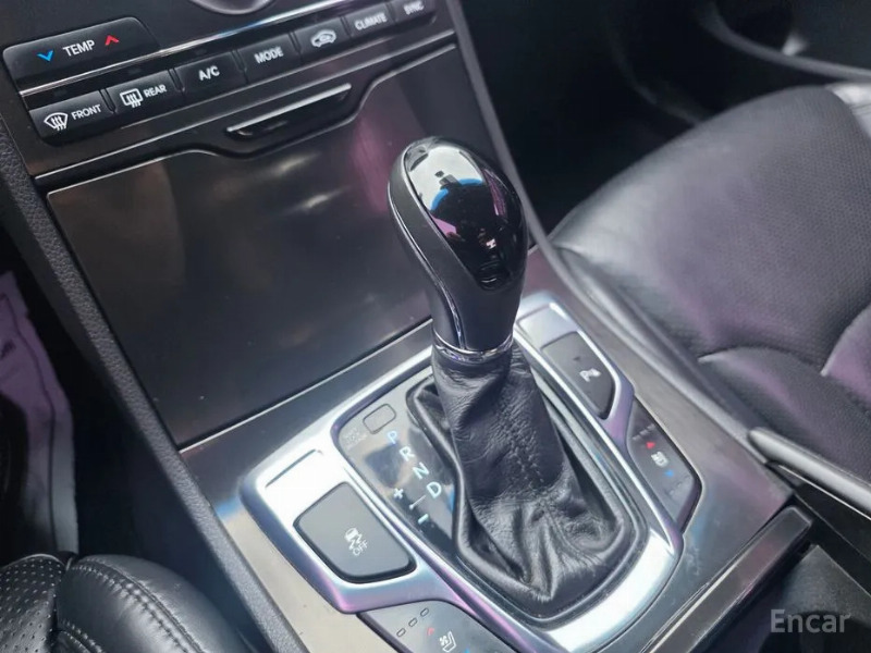 car Hyundai Grandeur id241887 photo #9