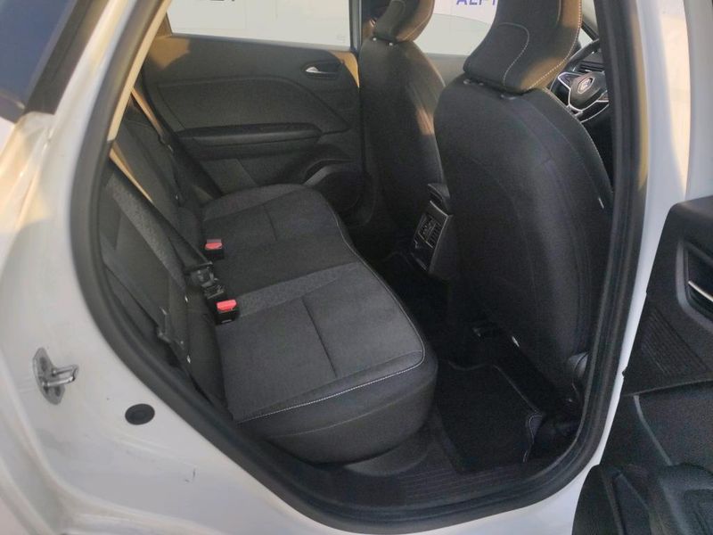 car Renault Captur id242131 photo #10