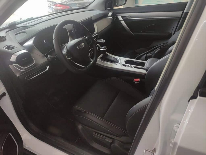 car Geely Binyue id246356 photo #11