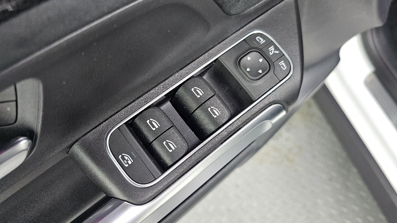 car Mercedes GLB id247945 photo #27