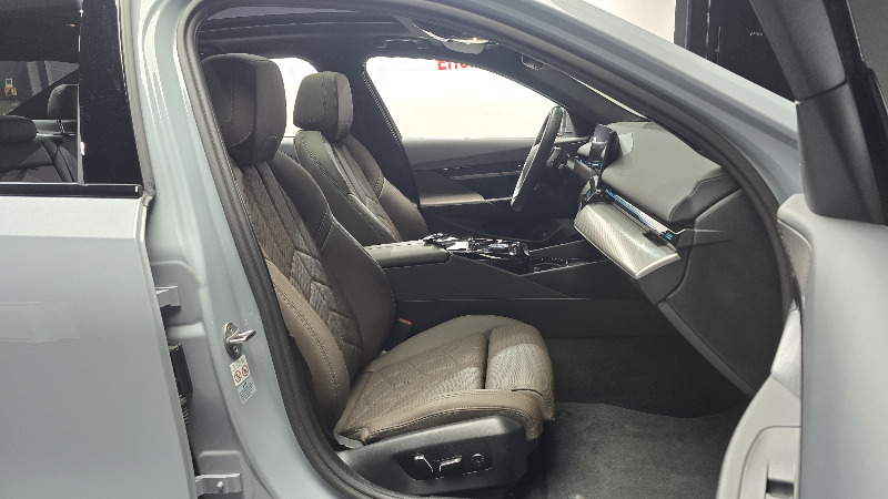 car BMW 5 Series id248230 photo #26