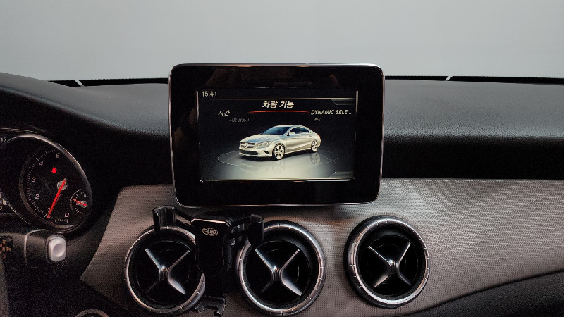 car Mercedes CLA id248606 photo #14