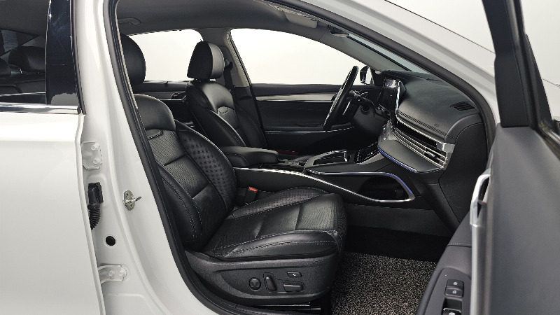 car Hyundai Grandeur id249459 photo #10