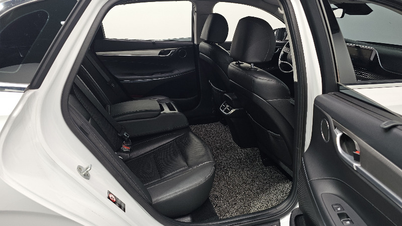 car Hyundai Grandeur id249459 photo #26