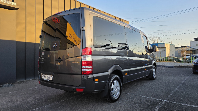car Mercedes Sprinter id250097 photo #2