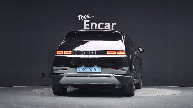 car Hyundai IONIQ 5 id251429 photo #4