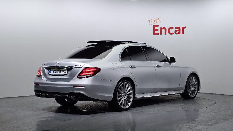 car Mercedes E-Class id252819 photo #2