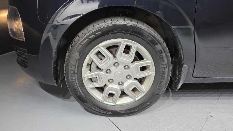 car Hyundai Staria id253852 photo #5