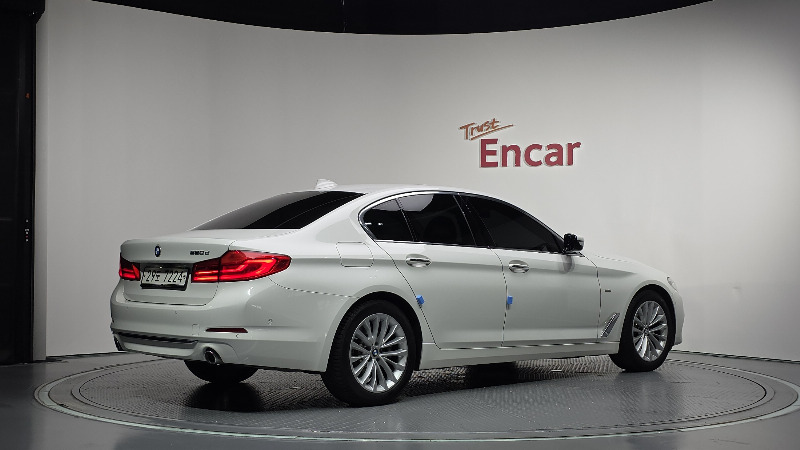 car BMW 5 Series id255318 photo #2
