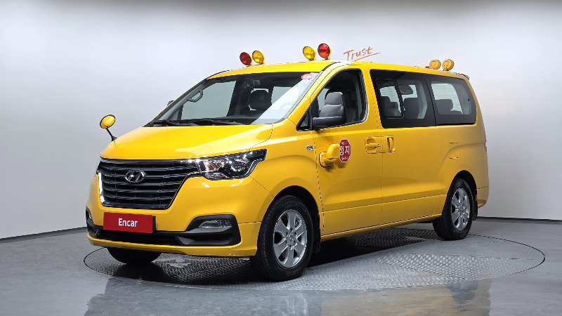 car Hyundai Grand Starex id255873 main photo