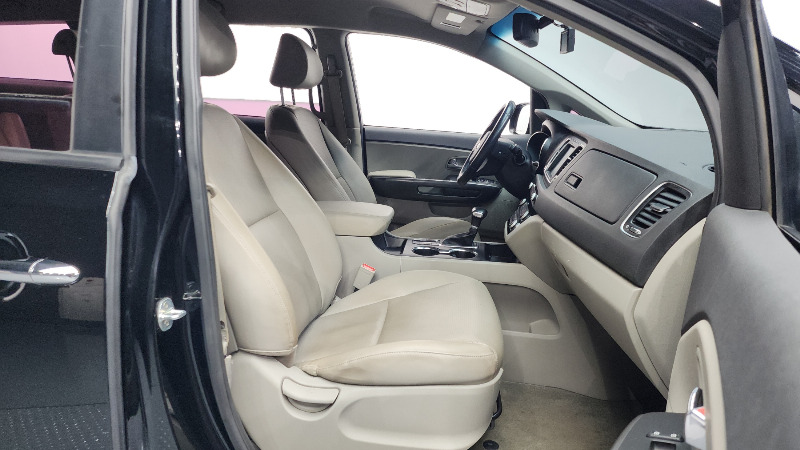 car KIA Carnival id256084 photo #11