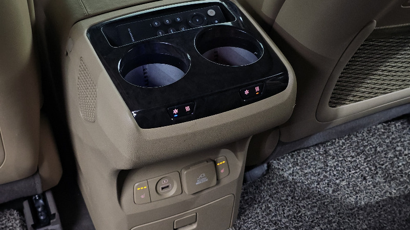 car KIA Carnival id257078 photo #19