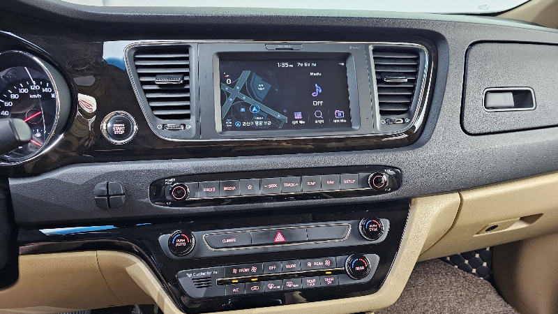 car KIA Carnival id258082 photo #14