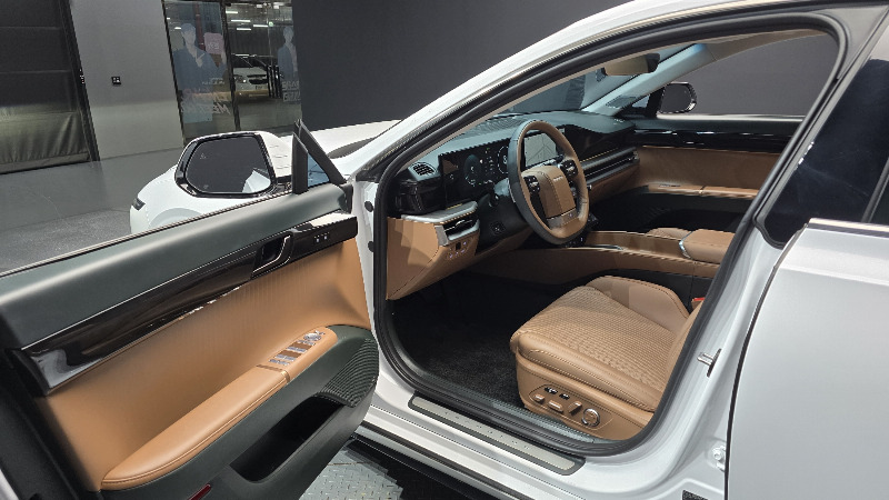 car Hyundai Grandeur id258309 photo #10