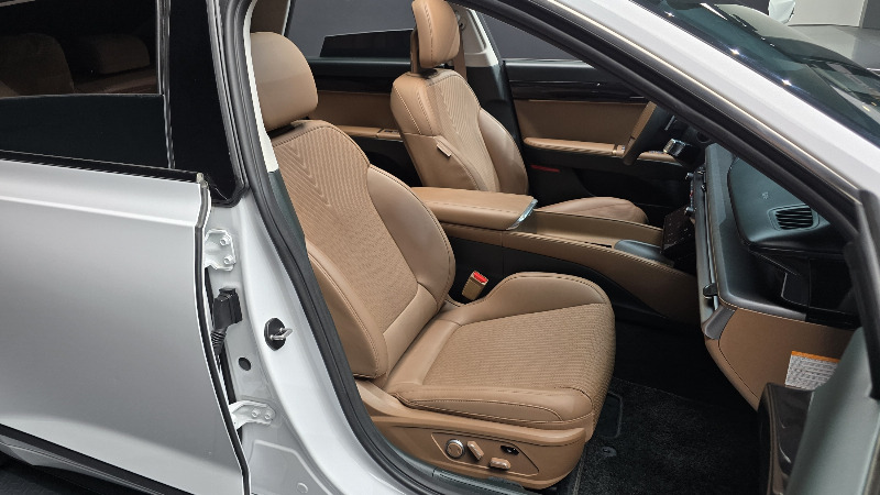 car Hyundai Grandeur id258309 photo #26