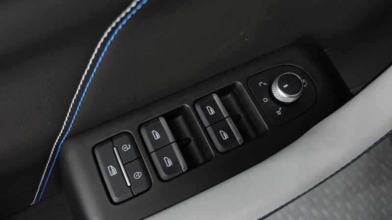 car Renault Samsung FILANTE id258406 photo #29